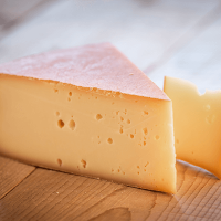 Morceaux de fromage Abondance AOP